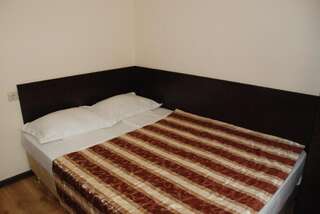 Гостиница Uncle Chernomor Анапа Бюджетный двухместный номер с 1 кроватью-2